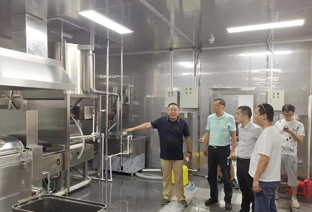 开学季·飞龙餐饮中央厨房受教育协会高度重视